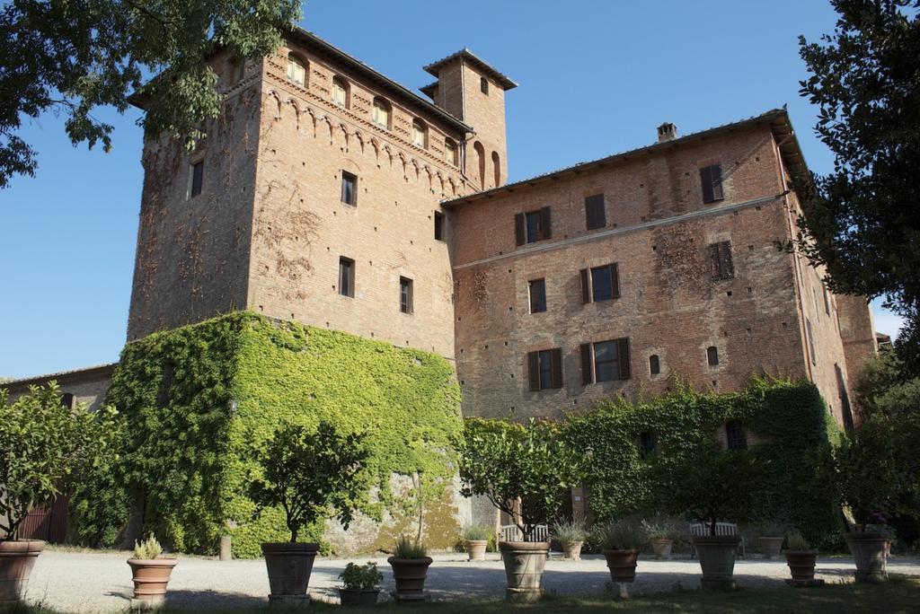 Castello Di San Fabiano Guest House Monteroni d'Arbia Exterior photo